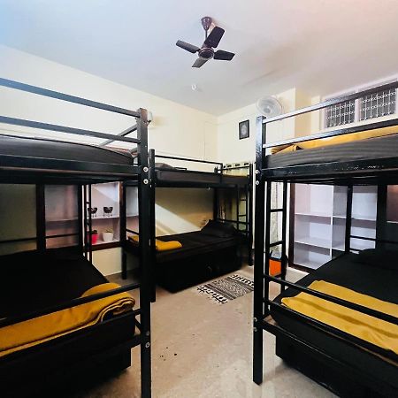 Crossroads Hostel 1980 Mysore Luaran gambar