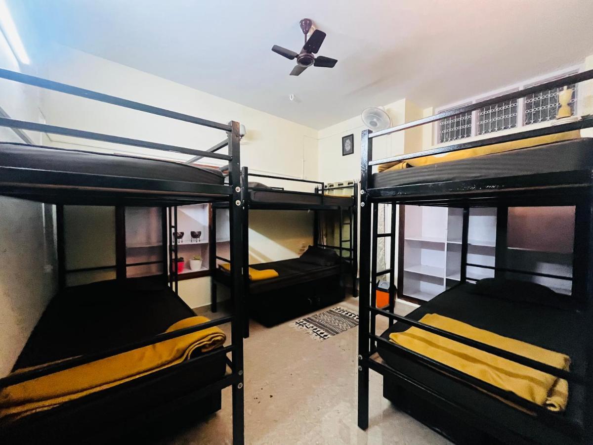 Crossroads Hostel 1980 Mysore Luaran gambar
