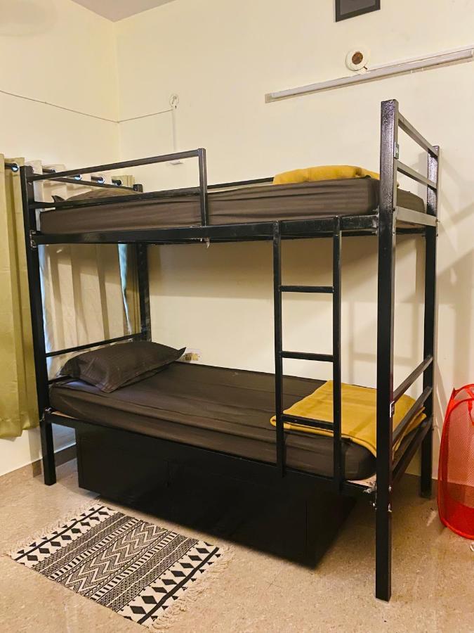 Crossroads Hostel 1980 Mysore Luaran gambar